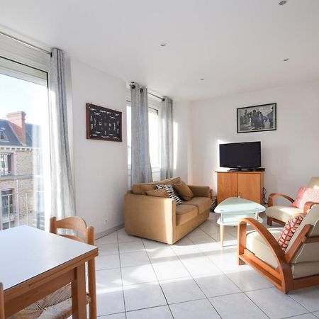 Appt 2 Pieces Confort 3 Pers Au Pied De La Plage Vacances Sans Voiture Dinard Luaran gambar