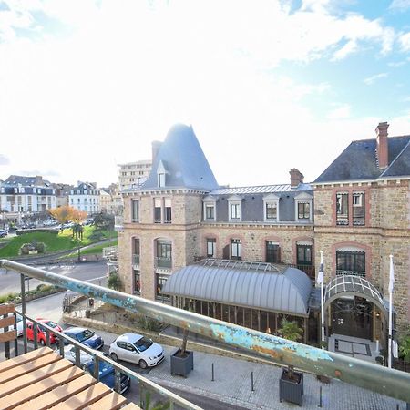 Appt 2 Pieces Confort 3 Pers Au Pied De La Plage Vacances Sans Voiture Dinard Luaran gambar
